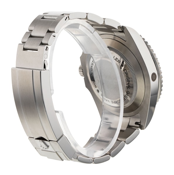 Rolex Sea-Dweller 126600